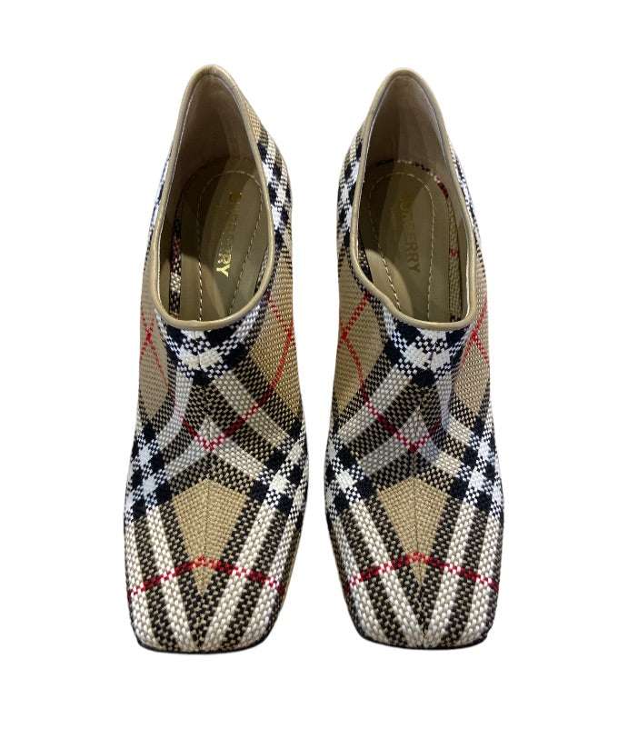 Beige BURBERRY Chaussures, 36.5