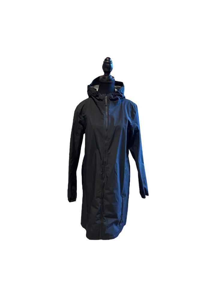 Manteau noir LOLE, Moyen