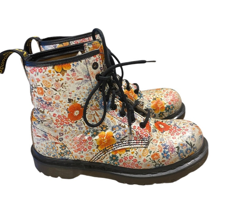 Florale DR. MARTENS BOTTES, 6